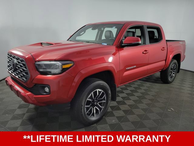 Used 2022 Toyota Tacoma TRD Sport w/ TRD Premium Sport Package AWD/4WD image 3