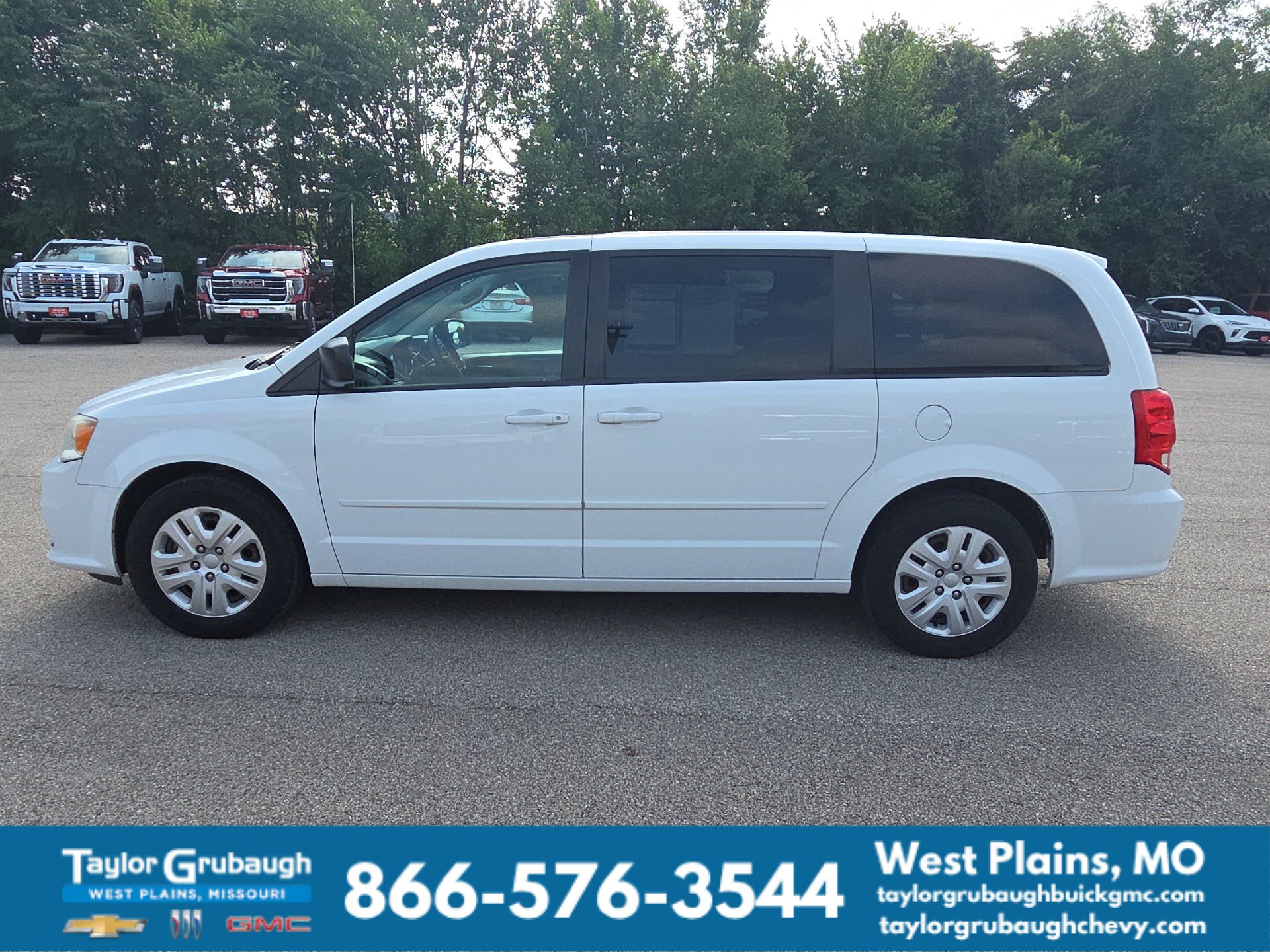 Used 2014 Dodge Grand Caravan SE w/ Quick Order Package 29E SE FWD image 5