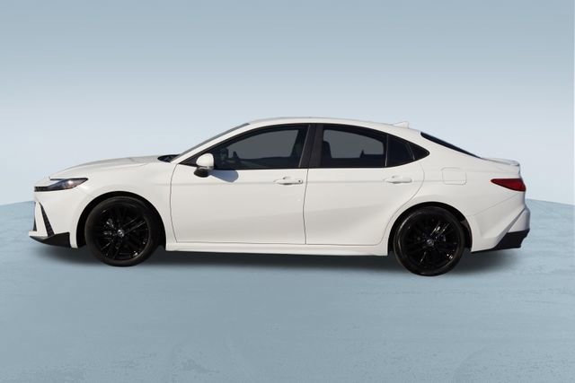Used 2025 Toyota Camry SE w/ Multimedia Upgrade Package image 4