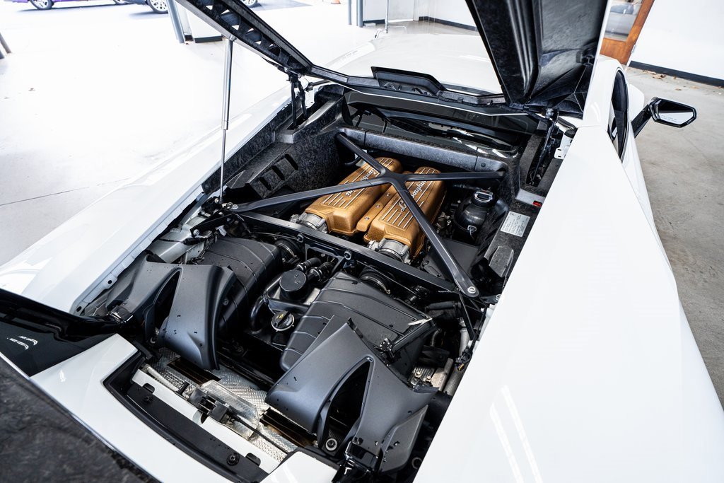Used 2018 Lamborghini Huracan Performante image 65