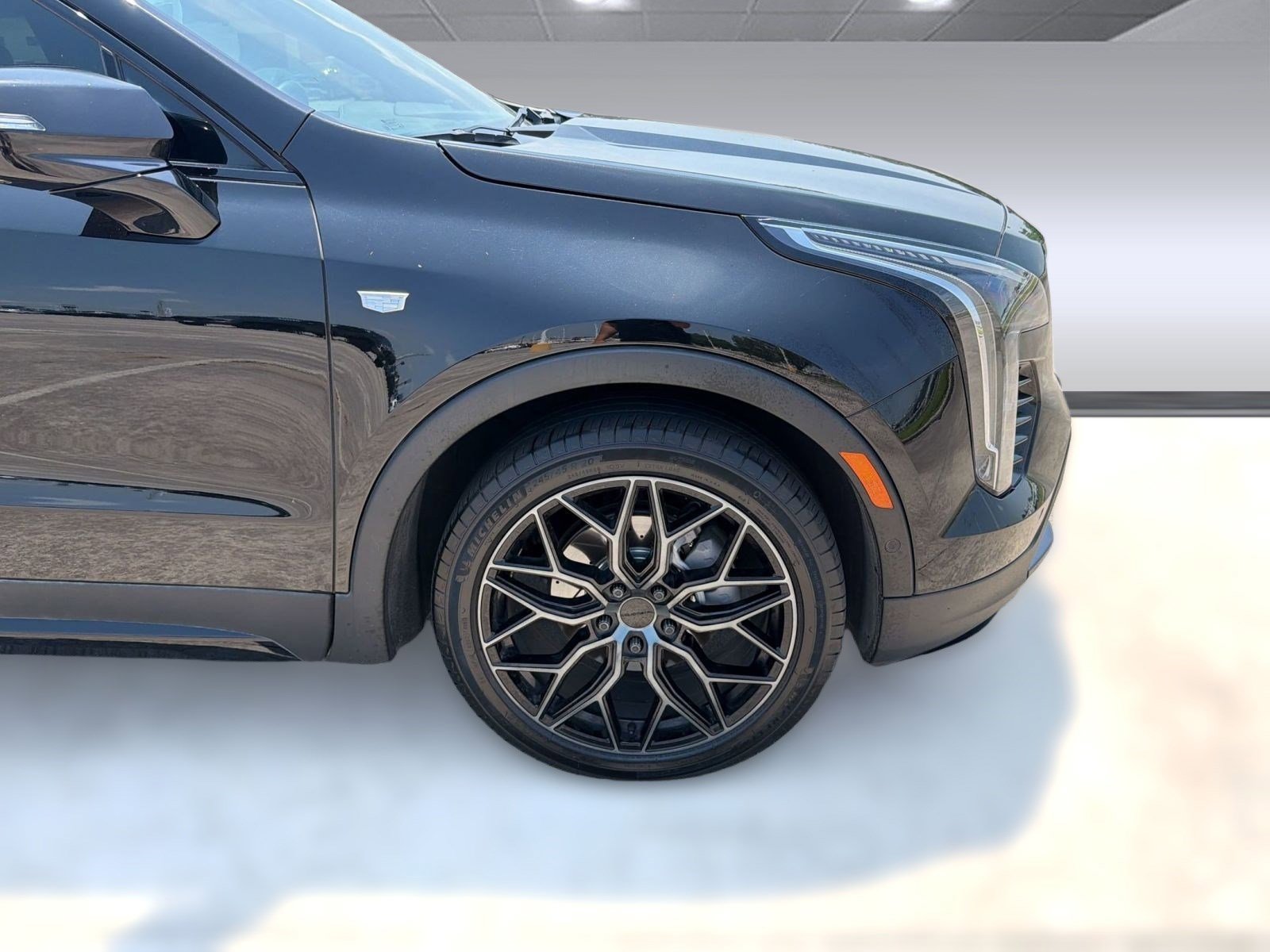 Used 2022 Cadillac XT4 Sport w/ Comfort Package FWD image 11