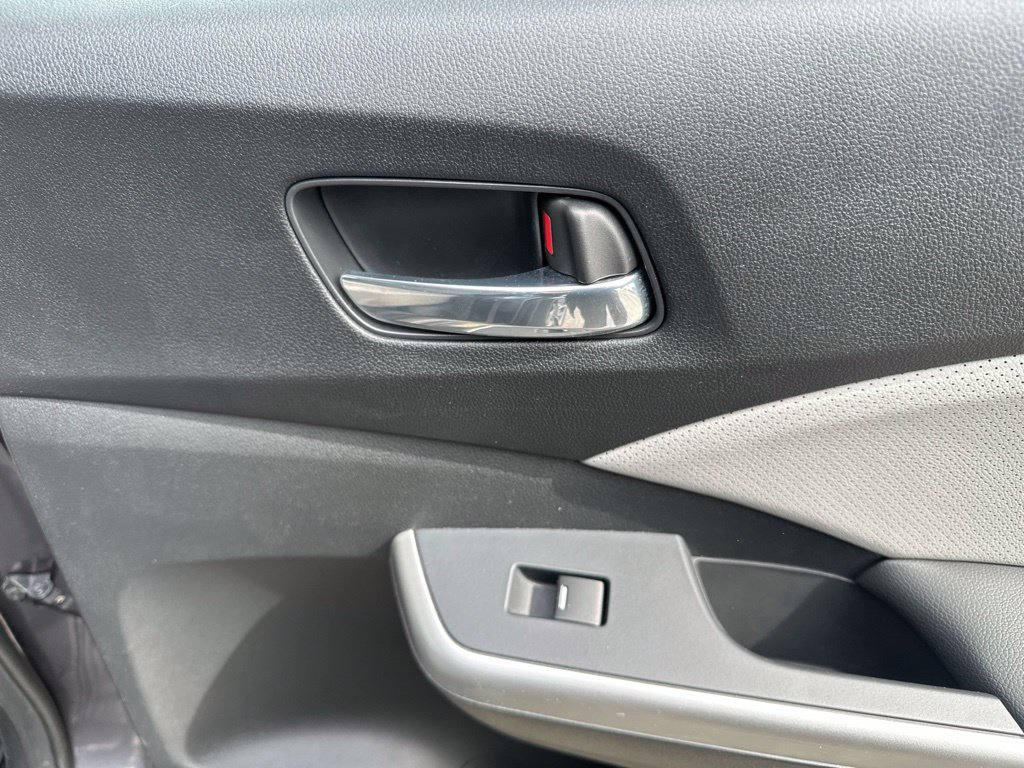 Used 2015 Honda CR-V Touring image 11