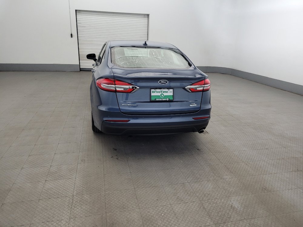 Used 2019 Ford Fusion SE FWD image 6