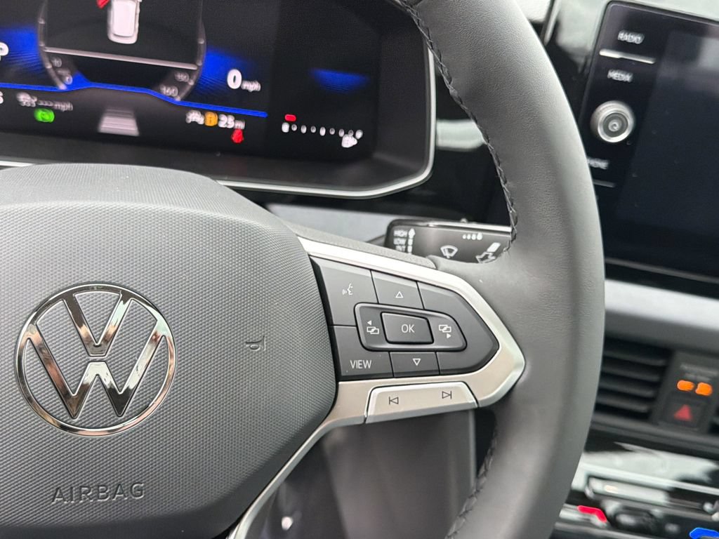 New 2026 Volkswagen Jetta SE FWD image 24