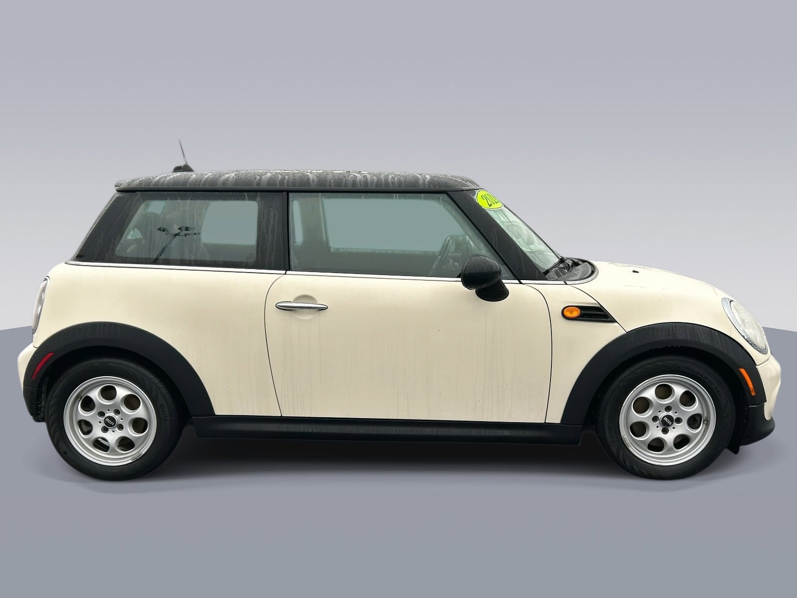 Used 2012 MINI Cooper Hardtop image 2
