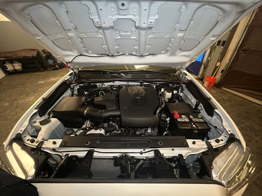 Certified 2023 Toyota Tacoma SR5 AWD/4WD image 24