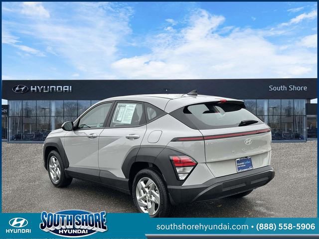 Certified 2025 Hyundai Kona SE image 8