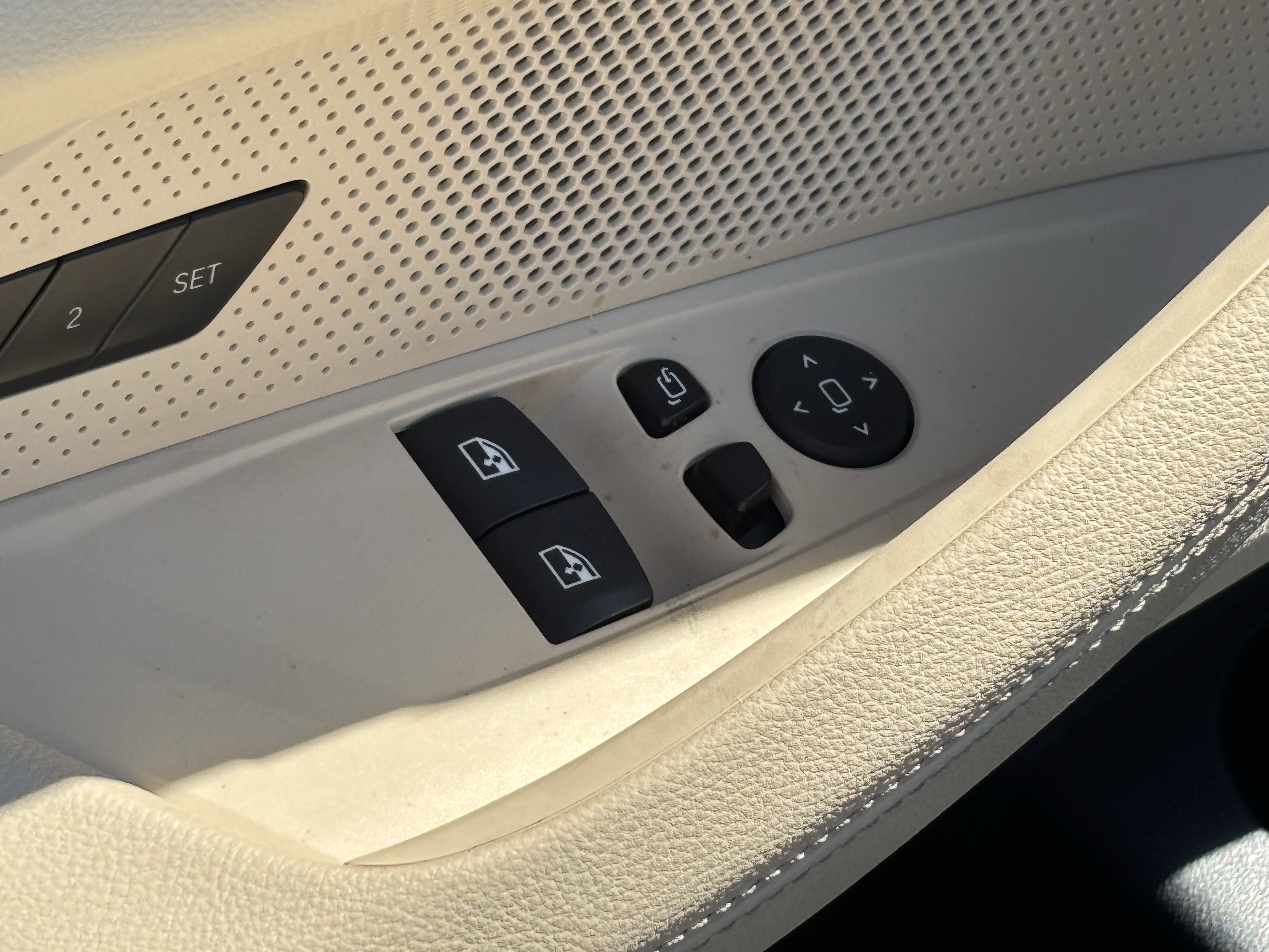 Certified 2024 BMW 430i Coupe w/ Premium Package image 15