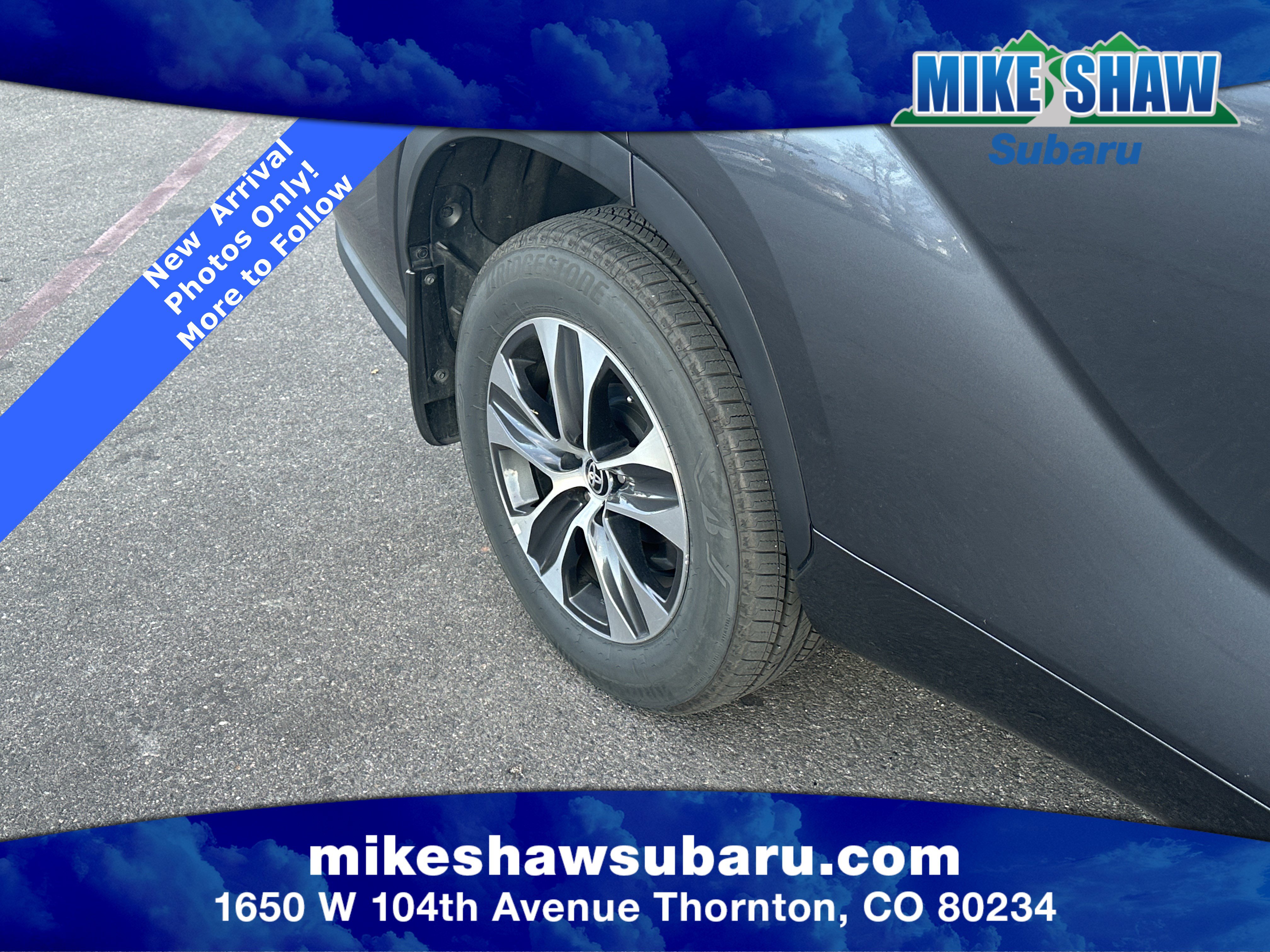 Used 2024 Toyota Highlander XLE image 11