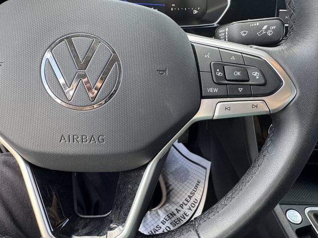 Used 2023 Volkswagen Jetta SE w/ Black Wheel Package FWD image 27