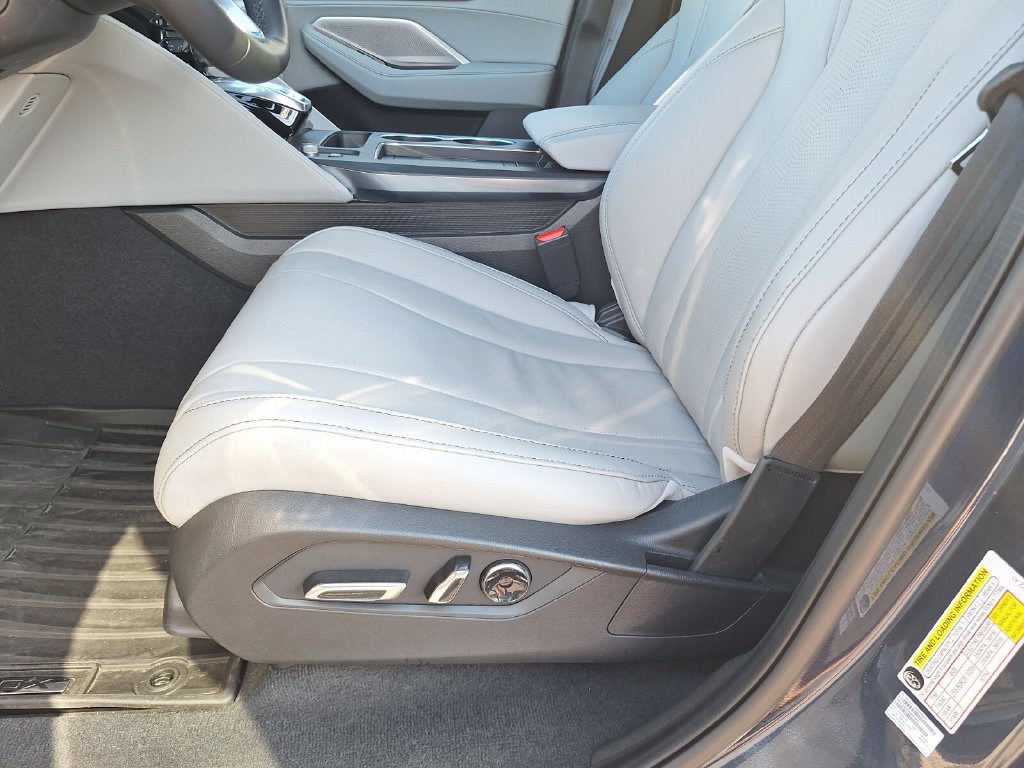 Certified 2026 Acura MDX w/ Technology Package FWD image 31