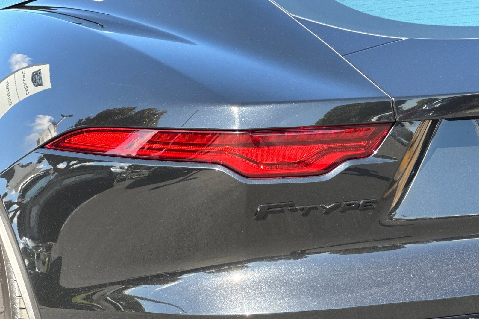 Used 2023 Jaguar F-TYPE R-Dynamic image 42