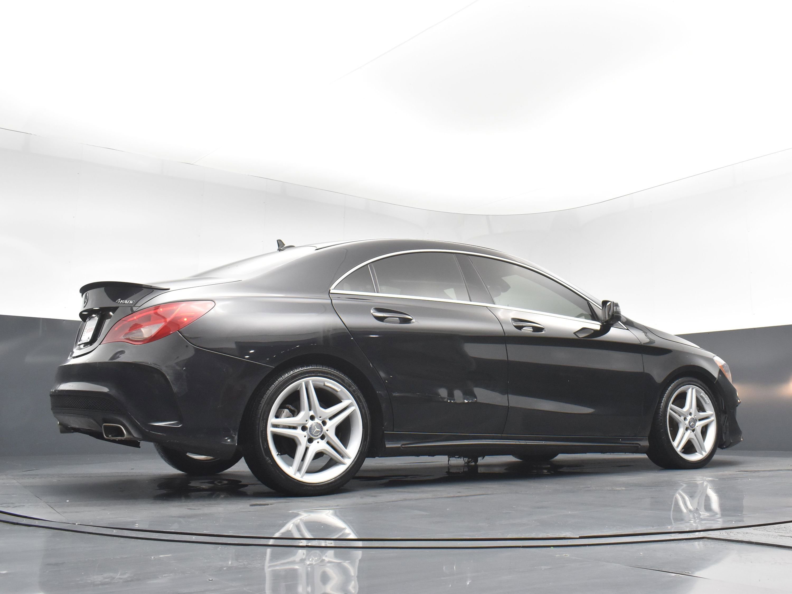 Used 2014 Mercedes-Benz CLA 250 4MATIC image 25