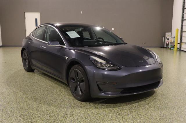 Used 2018 Tesla Model 3 Long Range RWD video 1