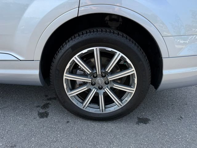 Used 2017 Audi Q7 3.0T Prestige image 40
