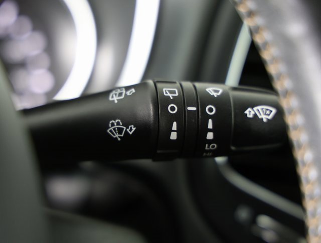 Used 2020 Jeep Compass Latitude image 23