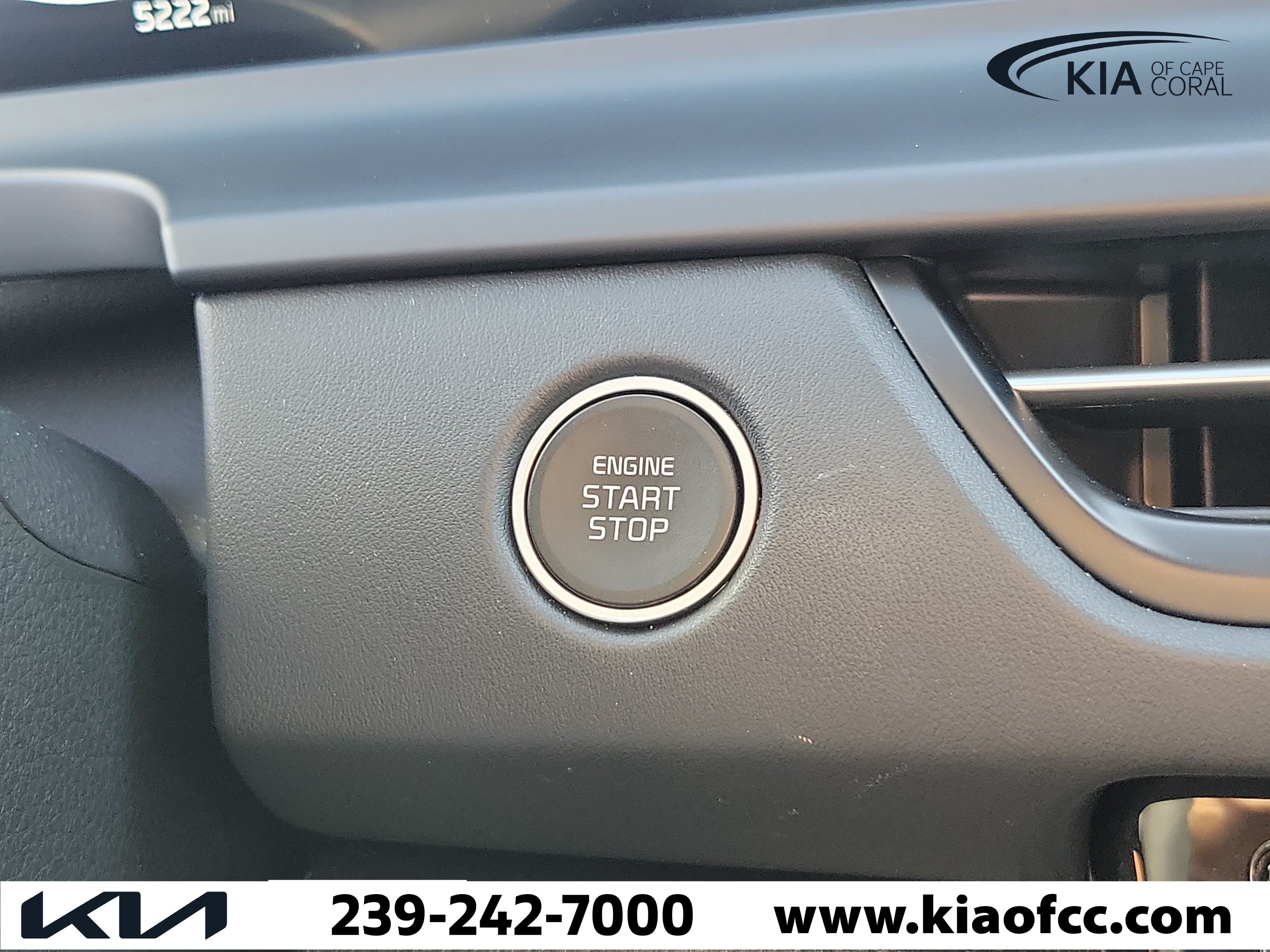 Certified 2026 Kia Seltos EX w/ EX Sunroof Package FWD image 30