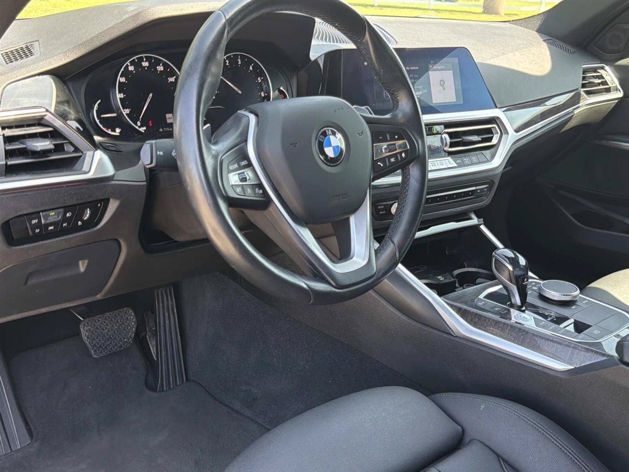 Used 2020 BMW 330i Sedan w/ Convenience Package RWD image 12