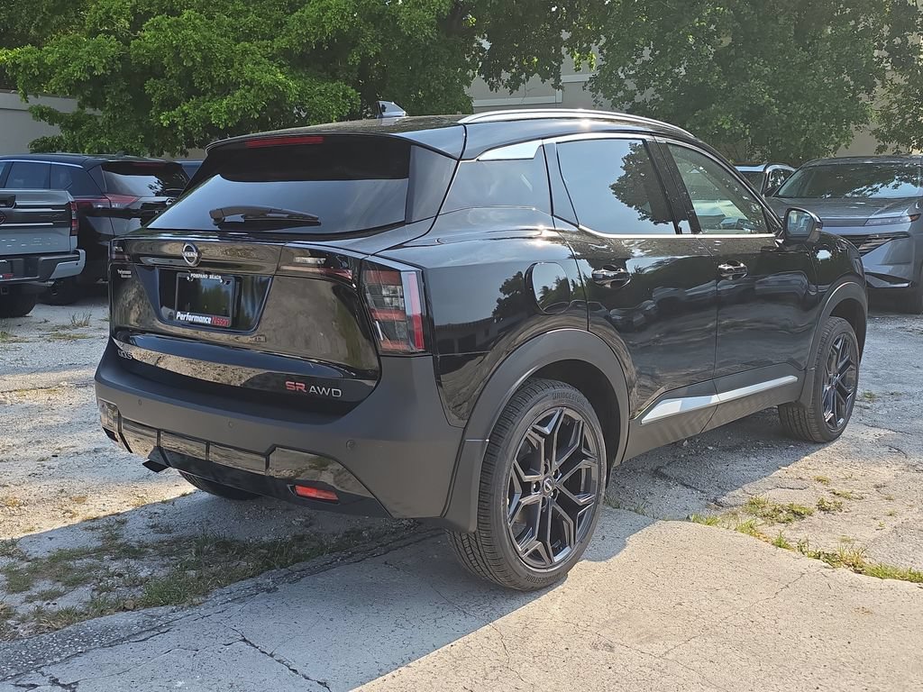 New 2026 Nissan Kicks SR AWD/4WD image 7