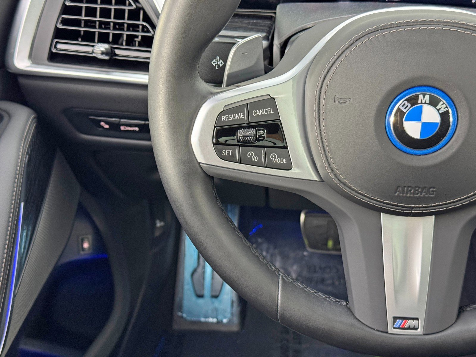 Used 2024 BMW X5 xDrive50e w/ M Sport Package image 22