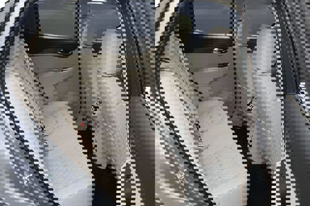 Used 2023 Buick Envision Avenir AWD/4WD image 11