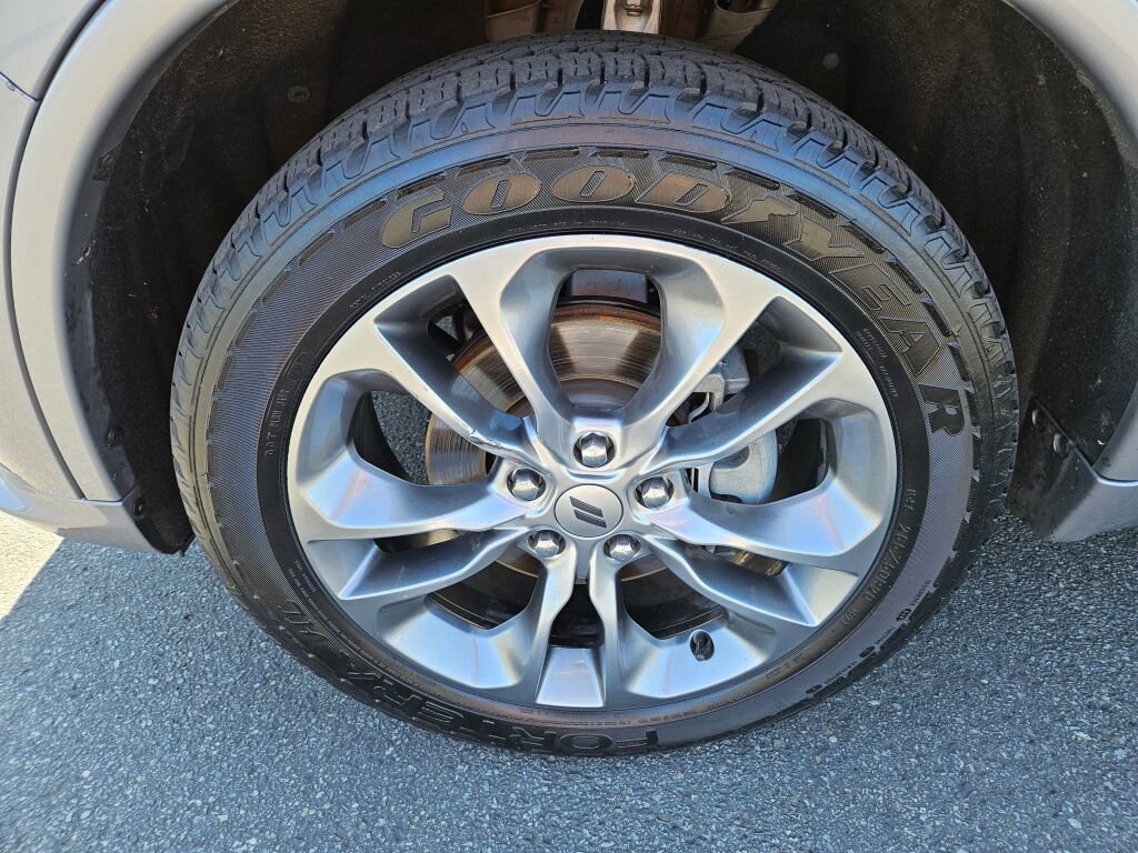 Used 2020 Dodge Durango GT image 9