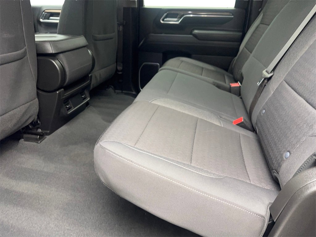 Used 2024 Chevrolet Silverado 2500 LT image 37