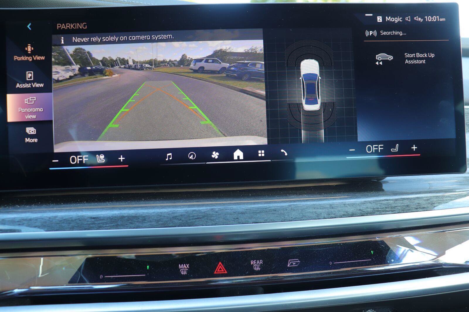 Used 2023 BMW 740i RWD image 30