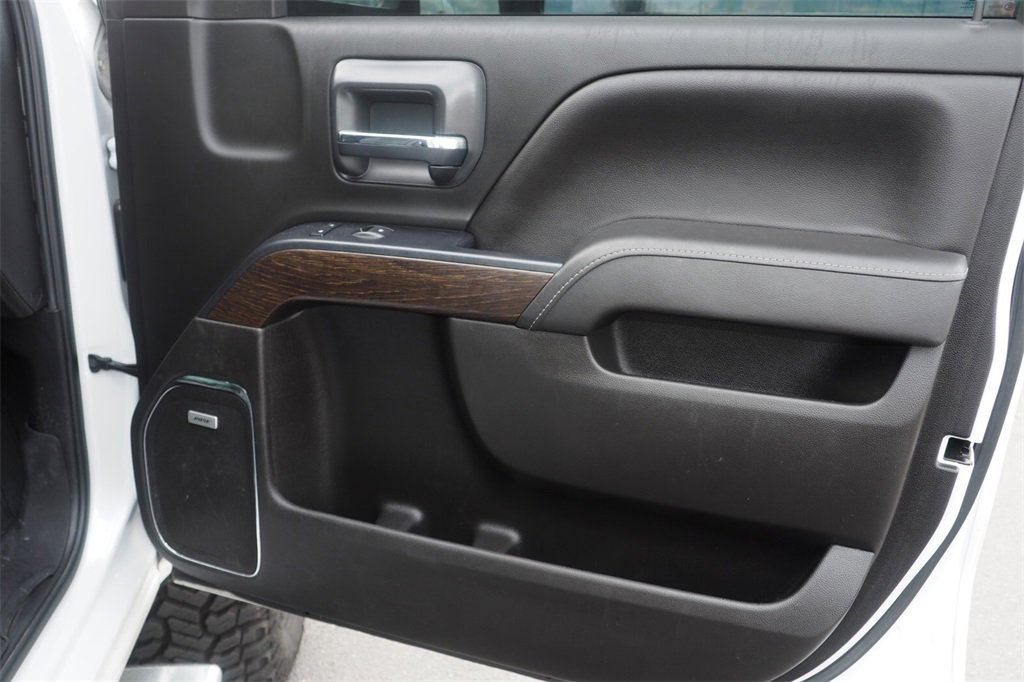 Used 2019 GMC Sierra 2500 Denali w/ Duramax Plus Package image 17