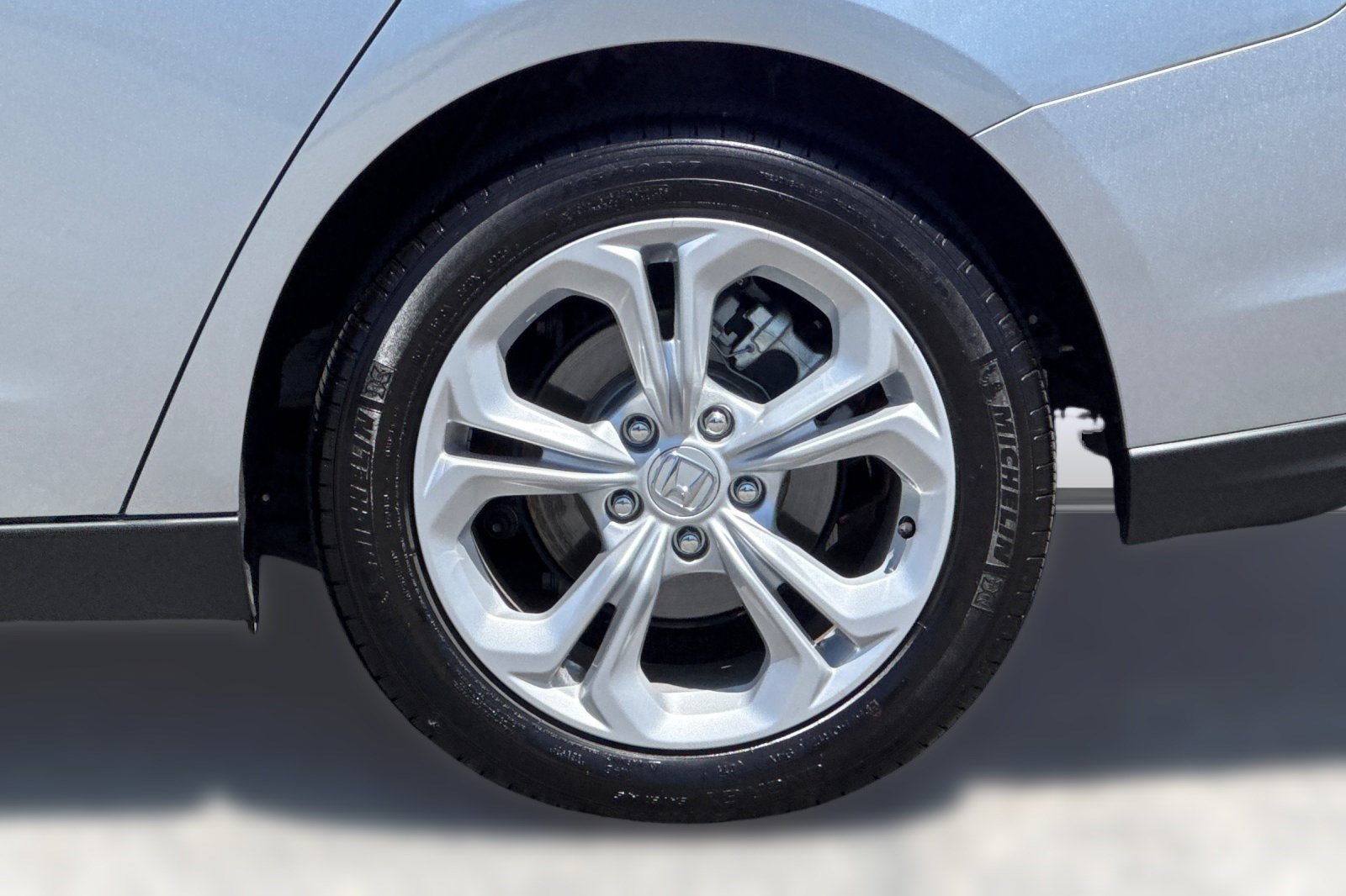 Certified 2025 Honda Accord SE image 13