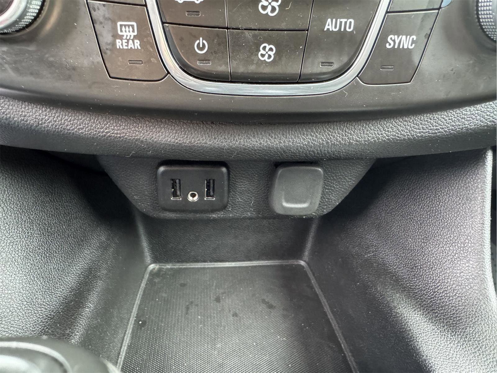 Used 2018 Chevrolet Traverse LS w/ LPO, Floor Liner Package FWD image 20