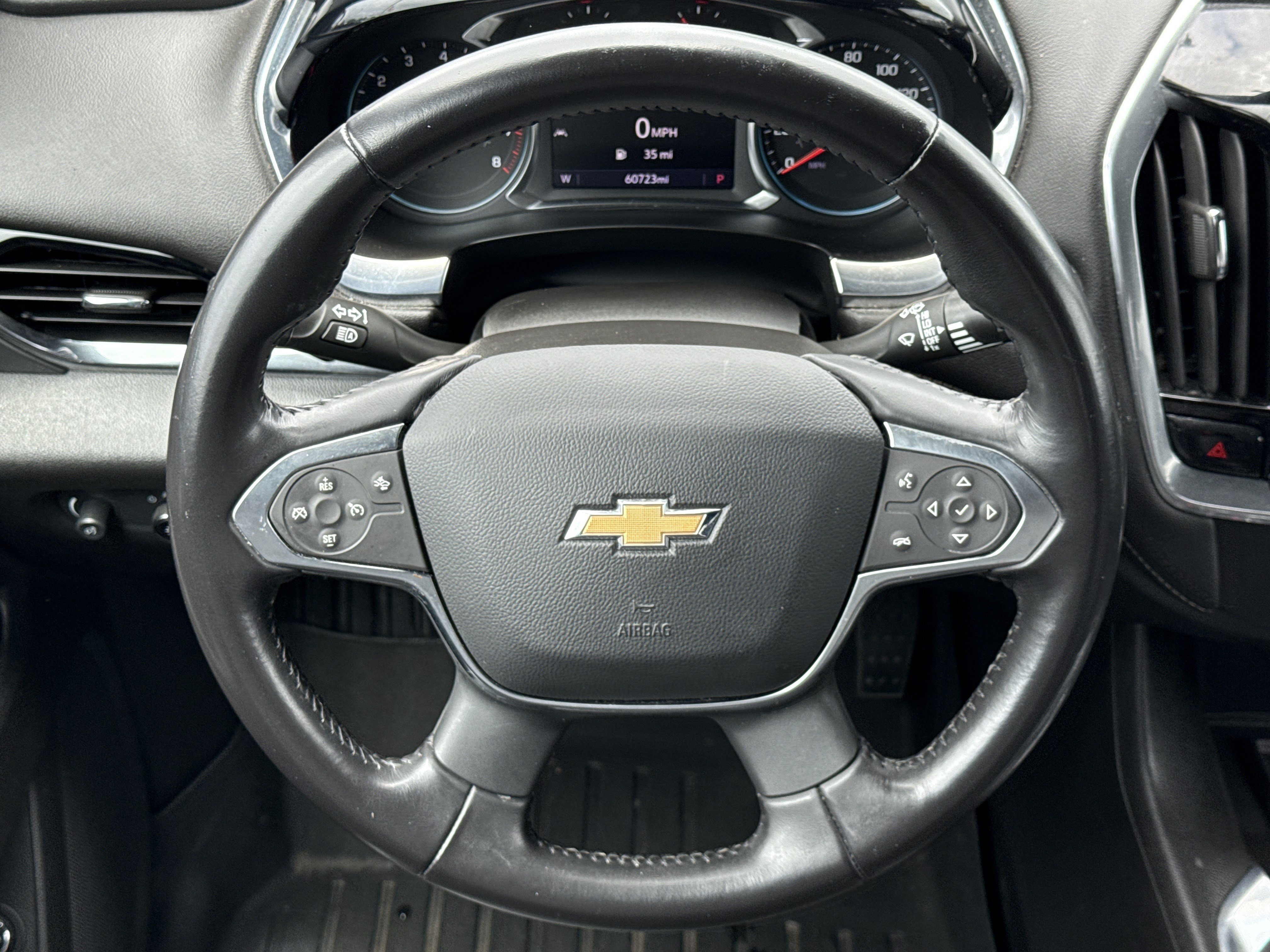 Used 2022 Chevrolet Traverse LT FWD image 18