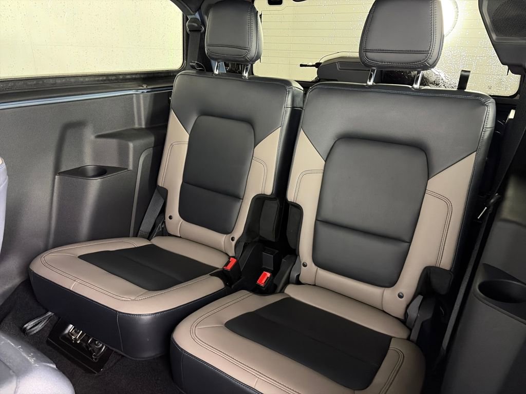 Used 2023 Ford Bronco Wildtrak image 12