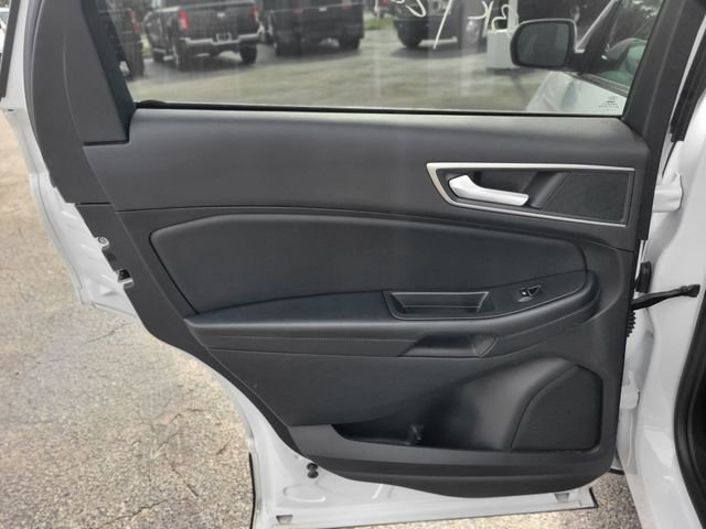 Used 2024 Ford Edge SEL image 14