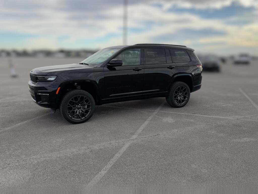 New 2025 Jeep Grand Cherokee L Summit image 5