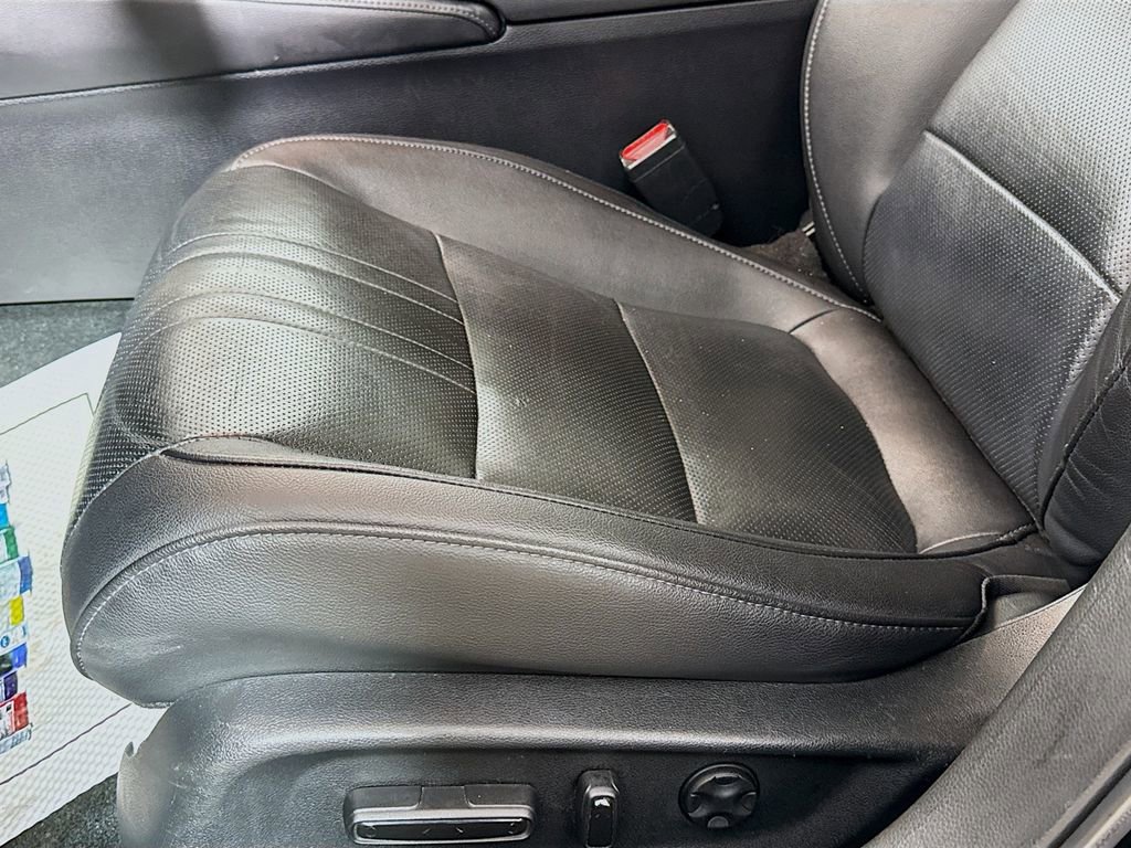 Used 2019 Honda Accord EX-L image 18