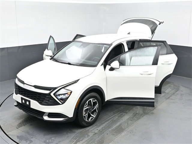 Used 2023 Kia Sportage LX image 50
