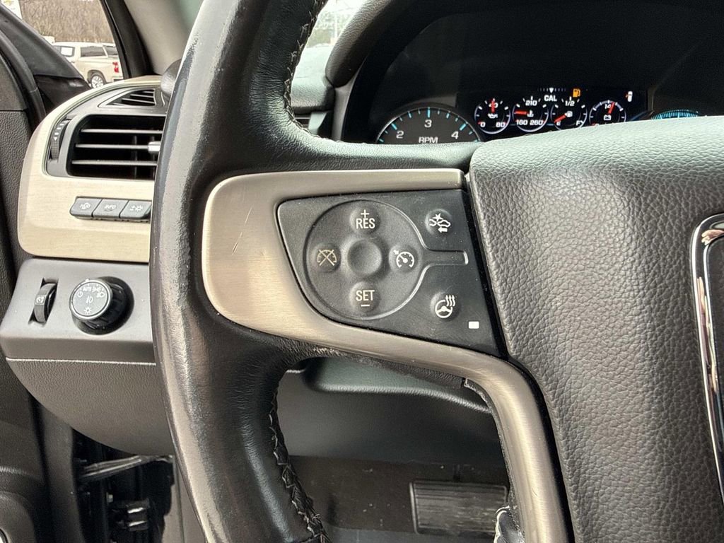 Used 2020 GMC Yukon Denali w/ Denali Ultimate Package image 15