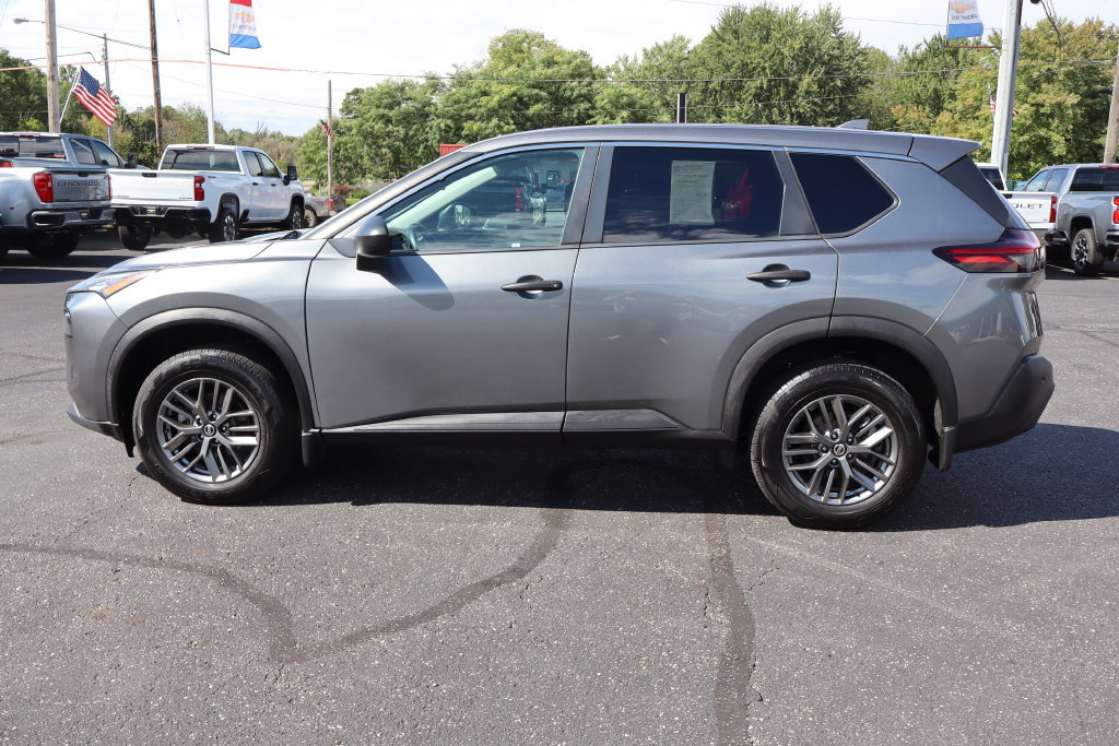 Used 2021 Nissan Rogue S AWD/4WD image 27