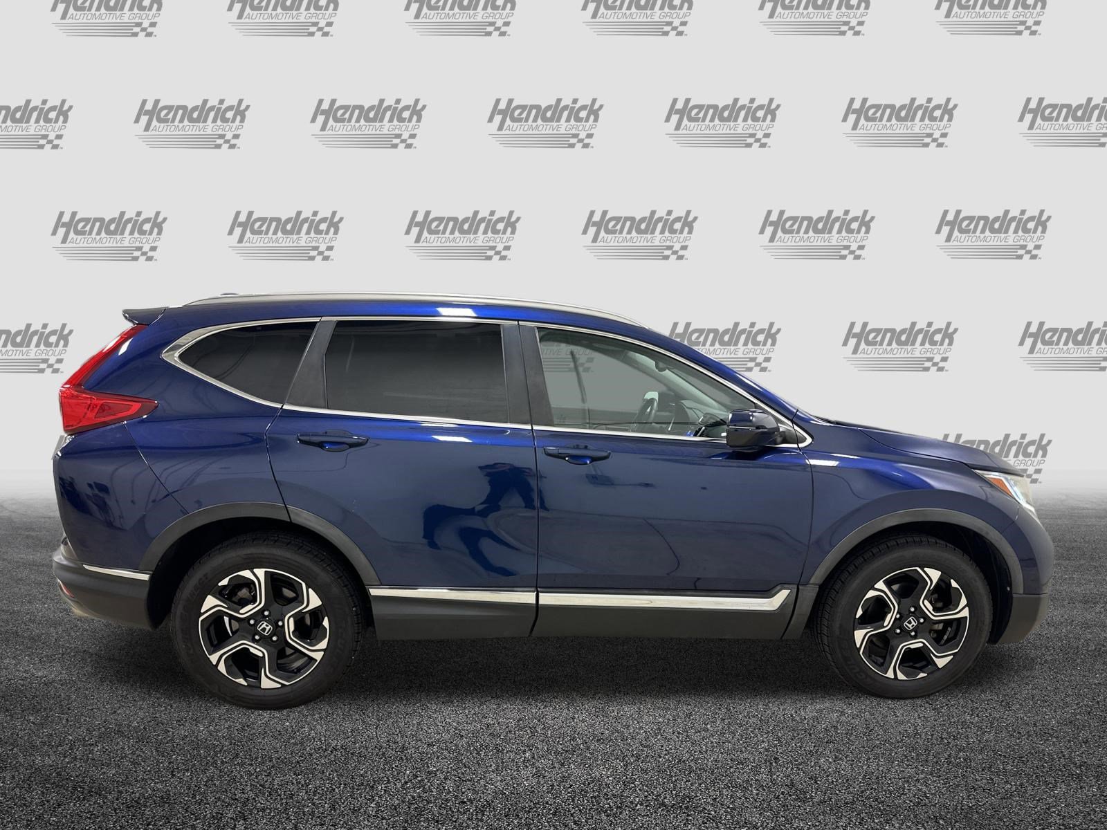 Used 2018 Honda CR-V Touring image 11