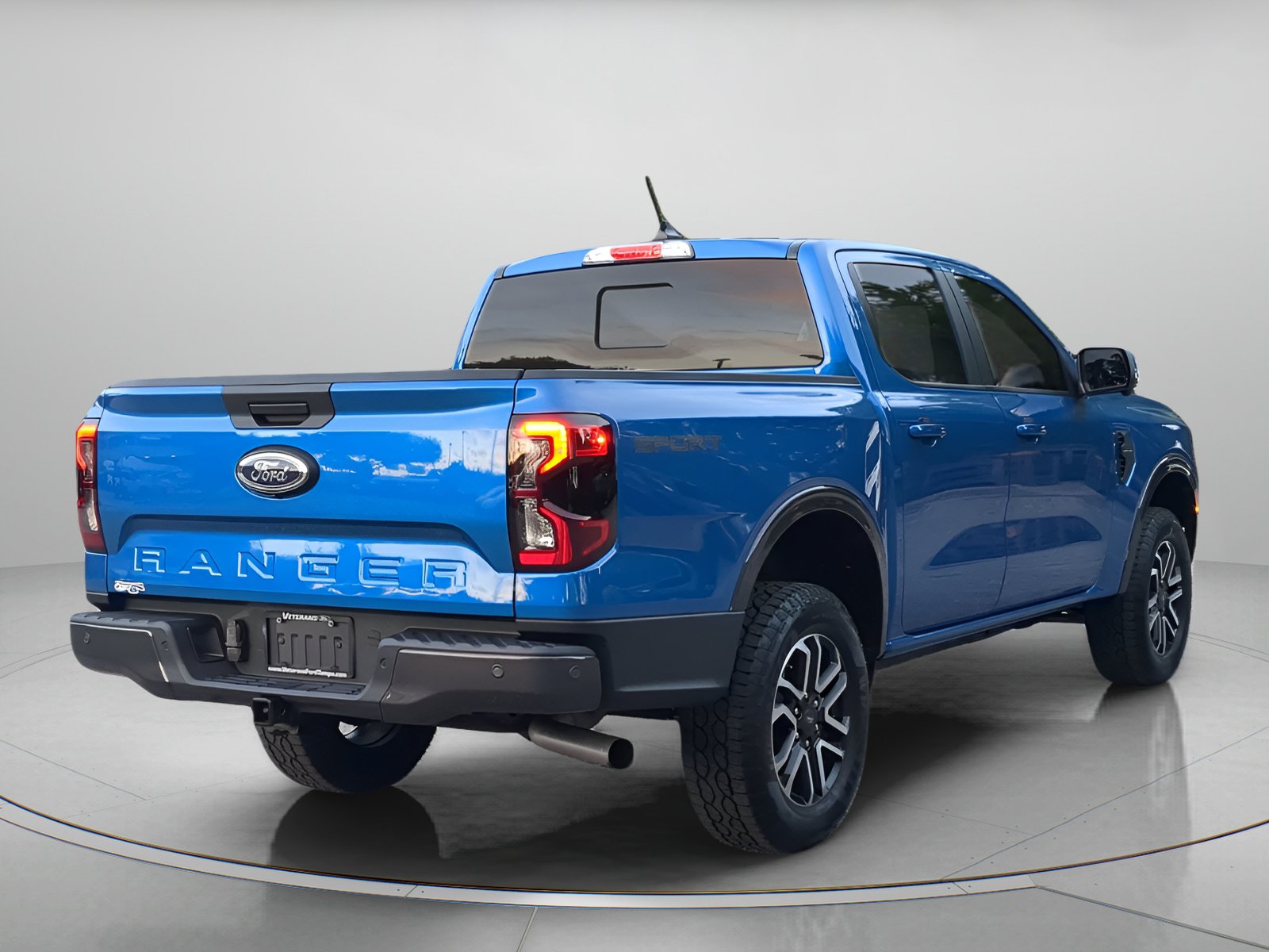 Used 2024 Ford Ranger Lariat w/ Trailer Tow Package RWD image 40