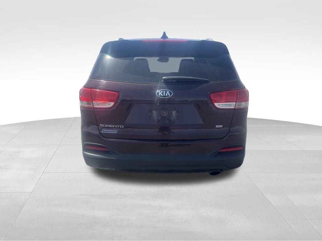 Used 2016 Kia Sorento AWD w/ LX Convenience Package image 4