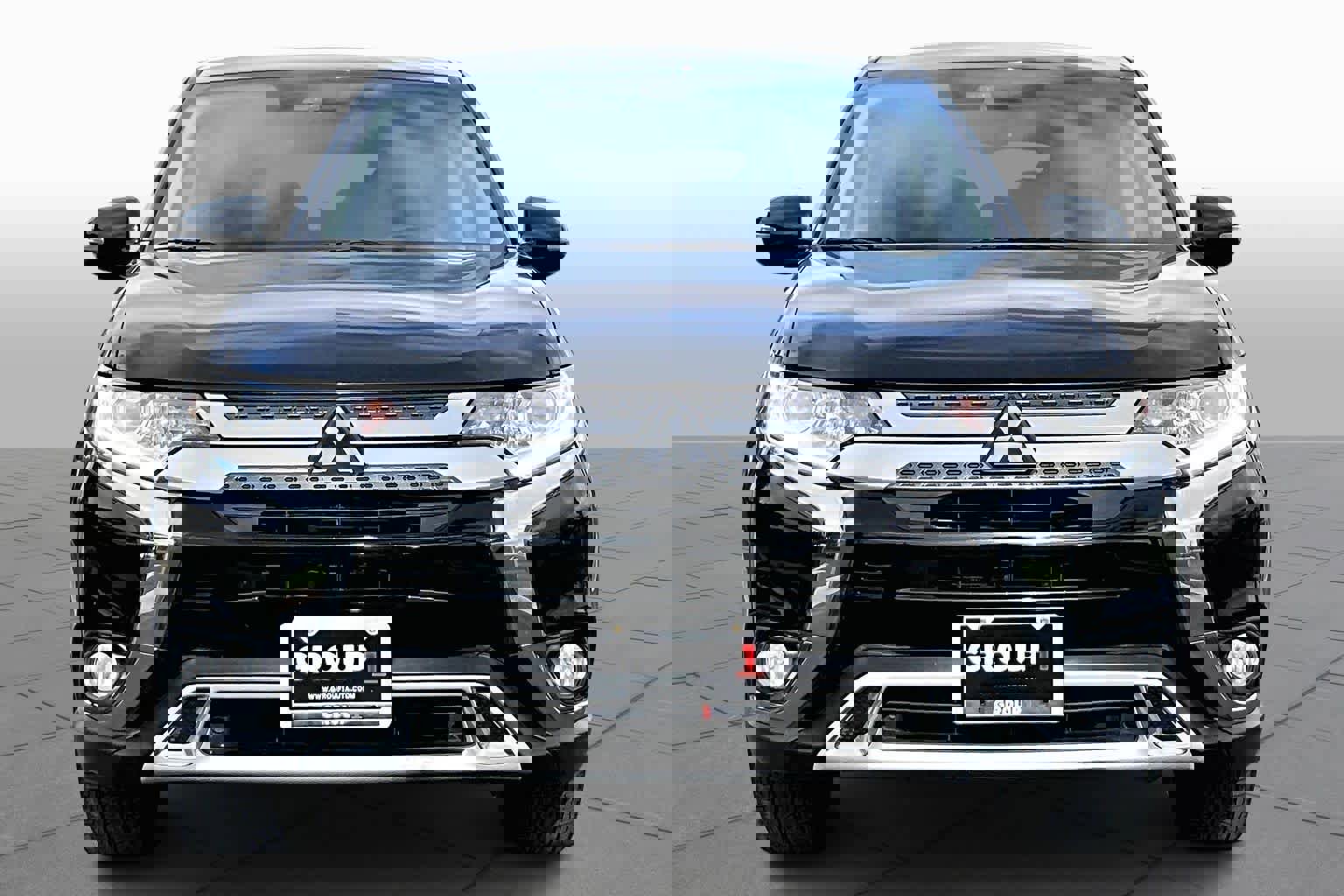 Used 2020 Mitsubishi Outlander SE image 4