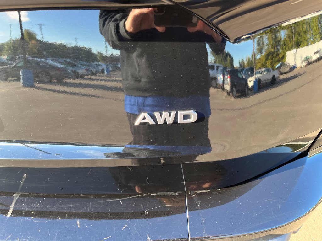 Used 2024 Nissan Rogue S AWD/4WD image 35
