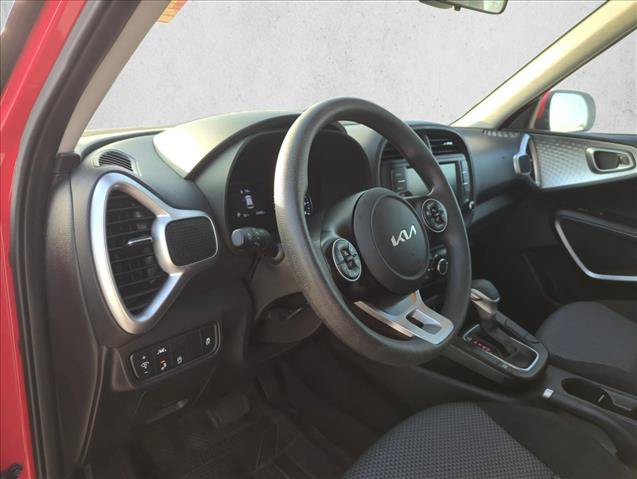 Used 2022 Kia Soul LX w/ Technology Package FWD image 15
