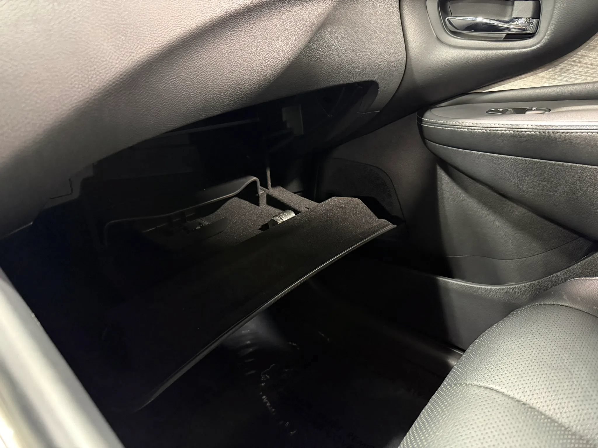 Used 2017 Nissan Murano S w/ Navigation Package AWD/4WD image 21