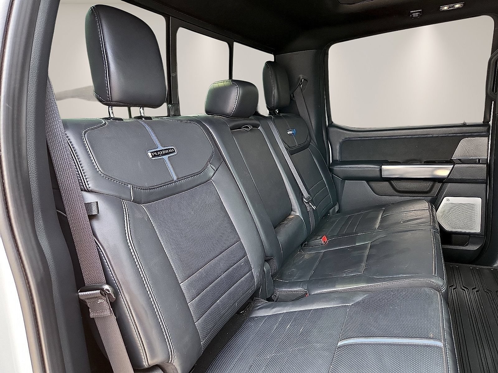 Used 2025 Ford F250 Platinum AWD/4WD image 11