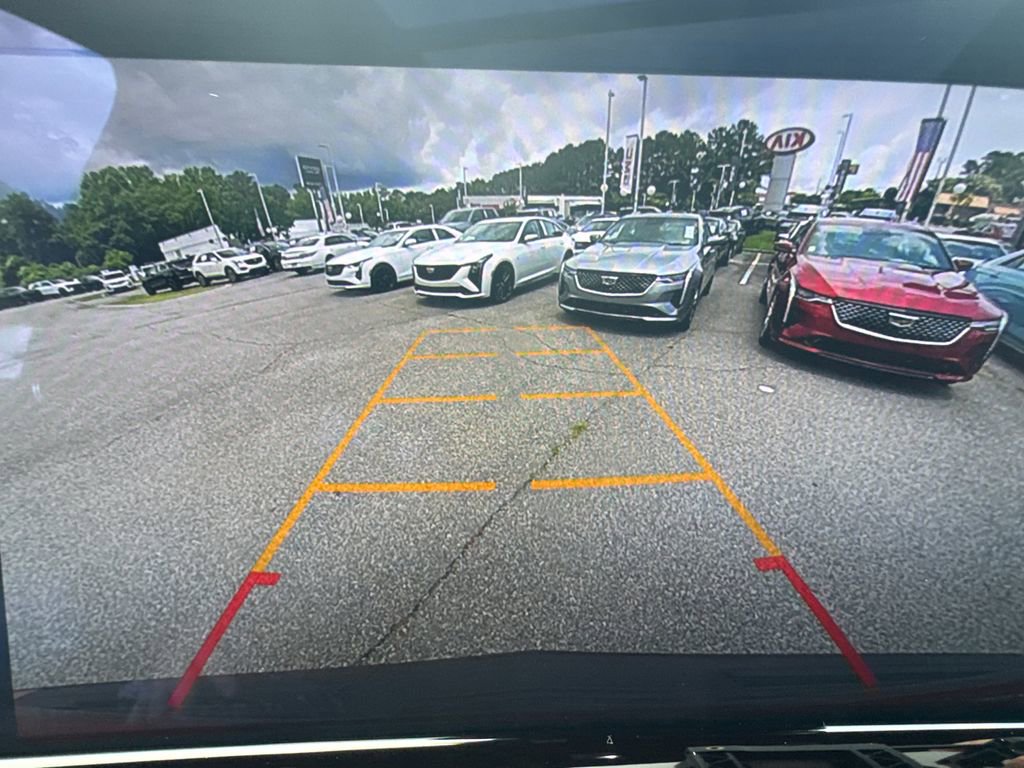 Used 2024 Cadillac Escalade ESV Premium Luxury image 29