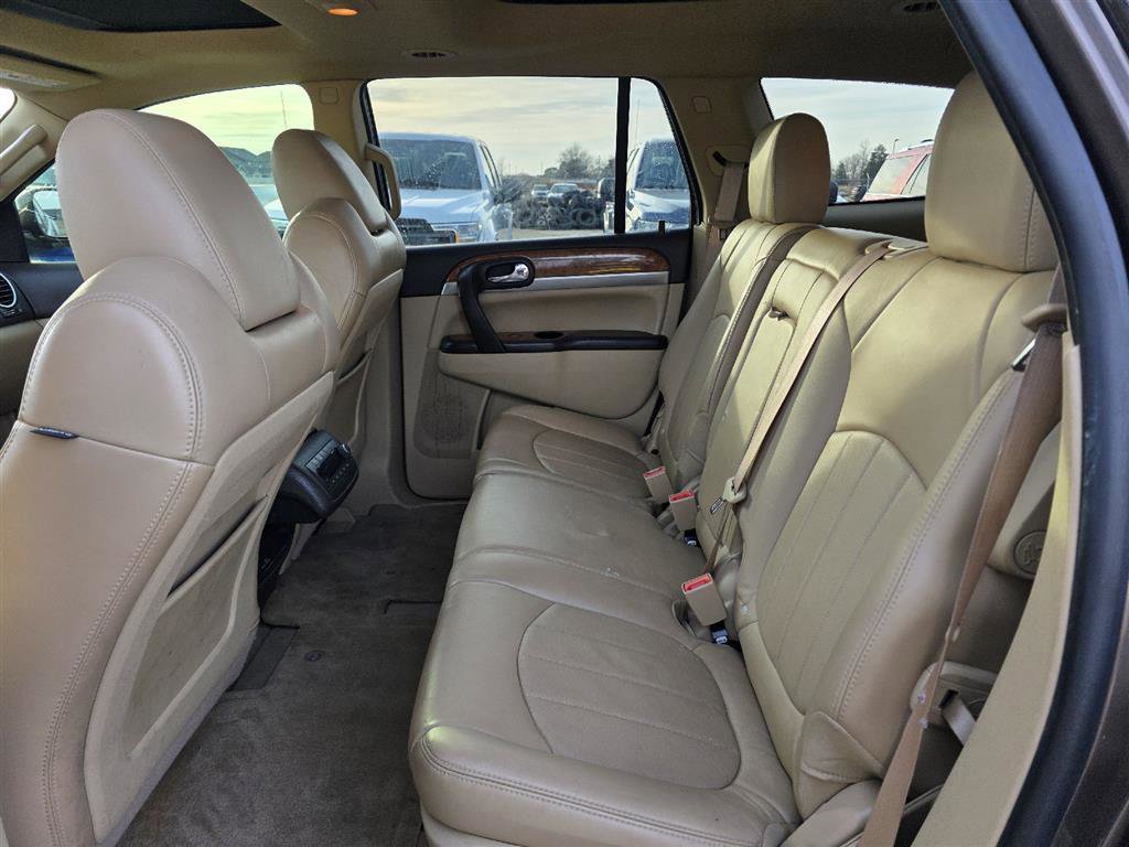 Used 2012 Buick Enclave Premium image 12