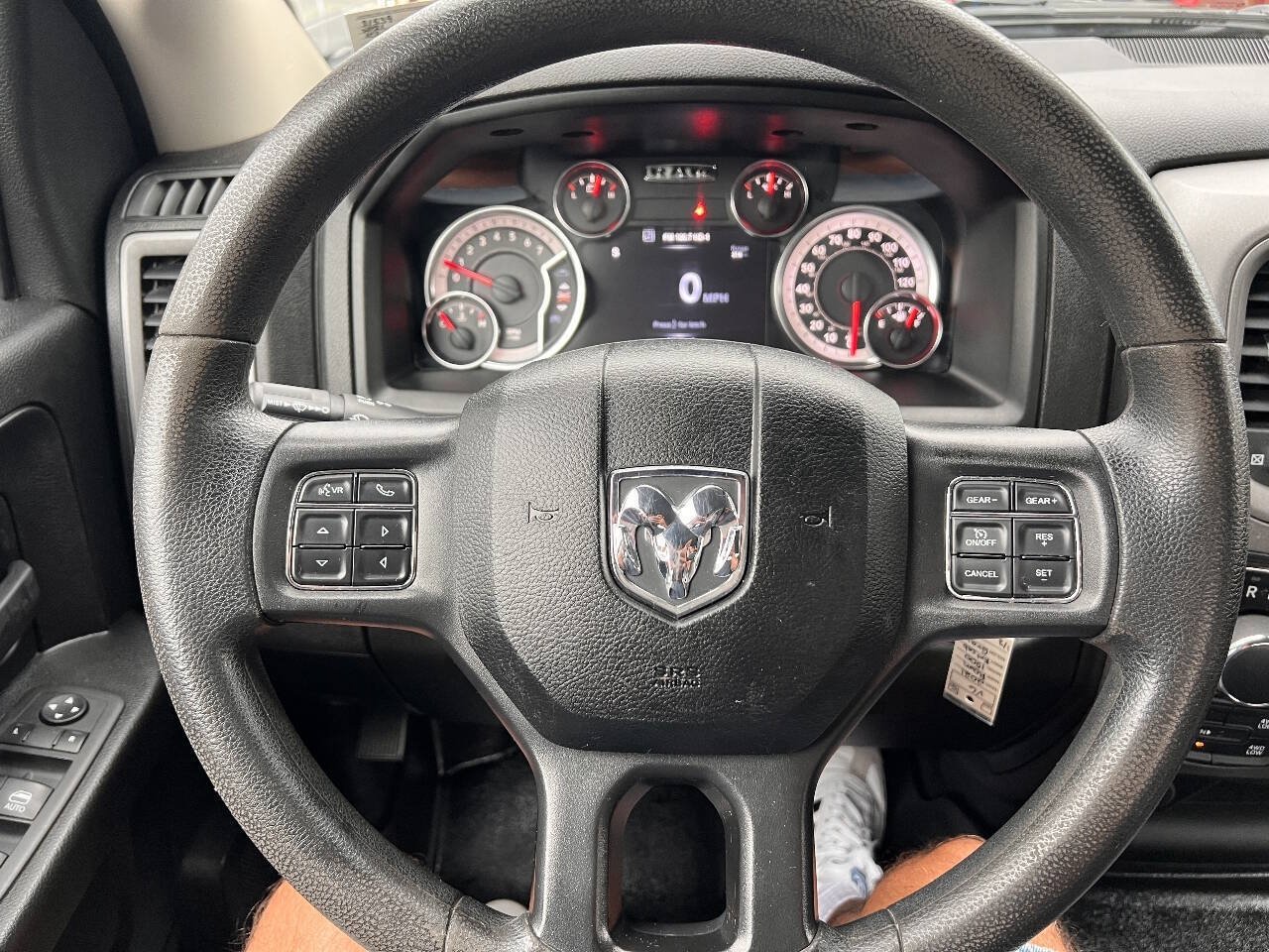 Used 2021 RAM 1500 Express w/ Wheel & Sound Group AWD/4WD image 15